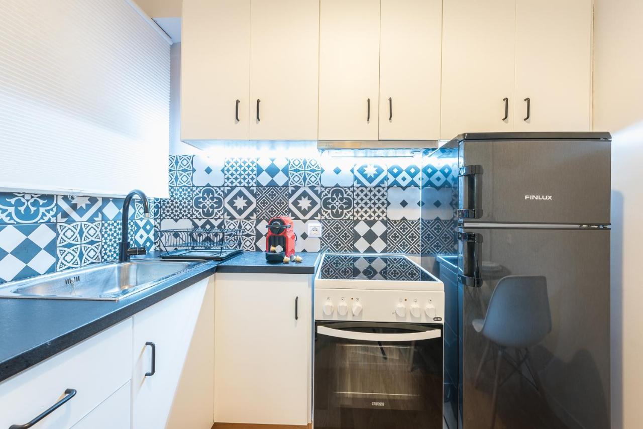Gorgeous & Modern At Ampelokipi Metro Station By Greece Apartments Атина Екстериор снимка